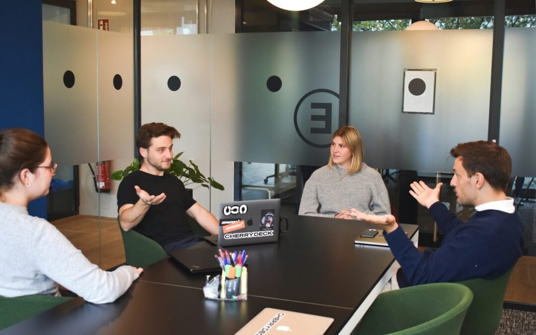 Zakelijk Duits voor creatieven: hoe ga je om met directe feedback van Duitse partners?